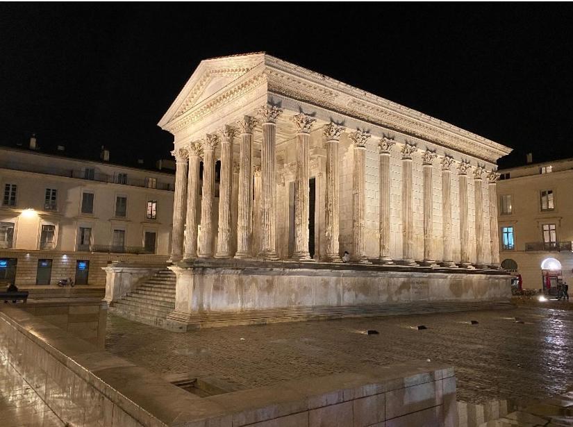 Appartement L'Augusteum à Nîmes Extérieur photo